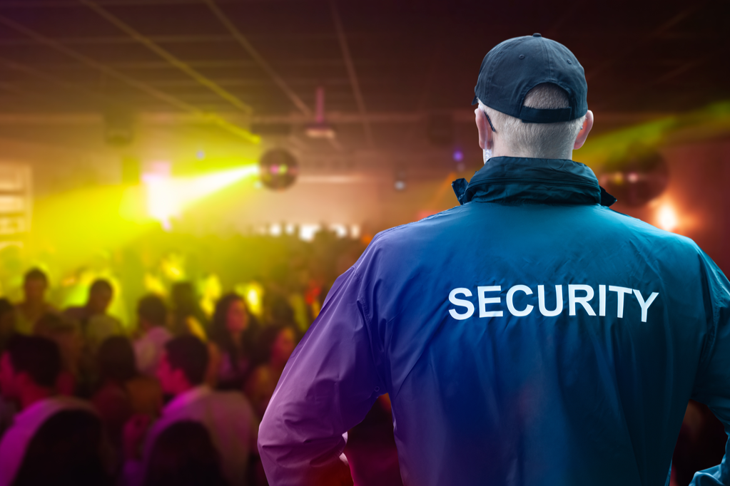 The Role of Security Guards in Managing Emergencies